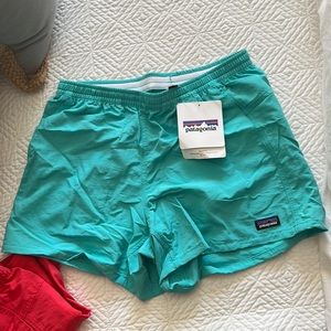 Womens Patagonia Baggies Shorts 5in - howling turquoise - small